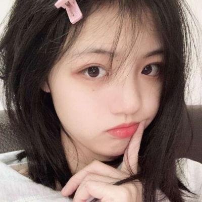 亿万富女 海报