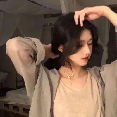 派对女郎 海报